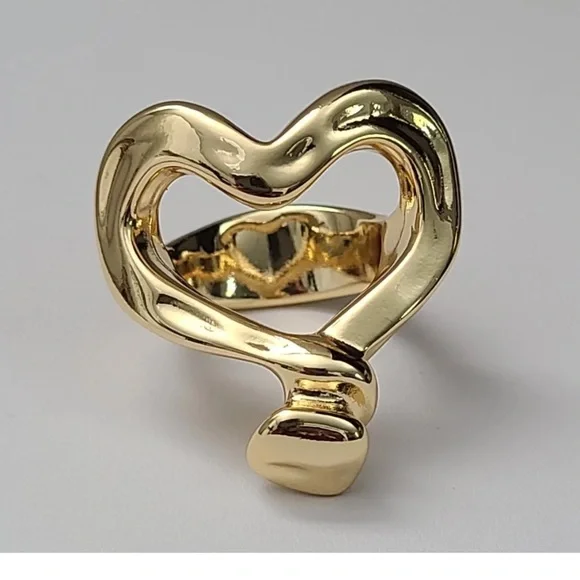 Uno De 50 Ring - NAILED HEART - Gold - Various Sizes - Picture 3 of 14